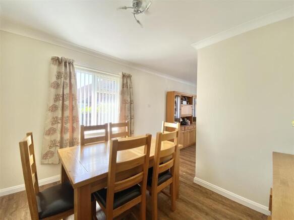 3 bed Detached Bungalow for sale Image 5