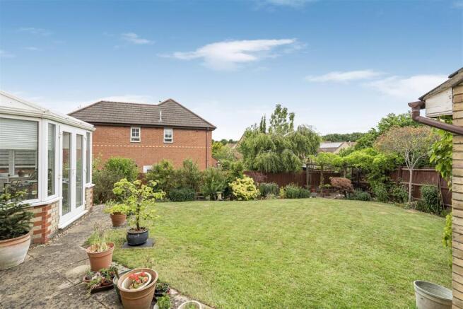 12 Senna Drive, Towcester