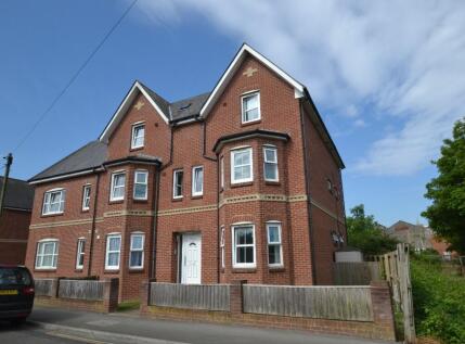 St. Johns Wood Road, Ryde, Isle Of Wight, PO33