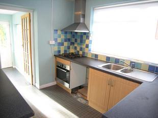 KITCHEN: