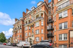 48, College Court, Queen Caroline Street, London W6 9DZ