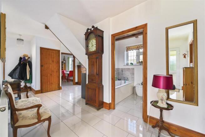 Oak-Cottage-Maple-Avenue (14).jpg