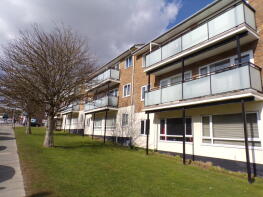 13, Mayfield Court, Lustrells Vale, Saltdean, Brighton BN2 8FY