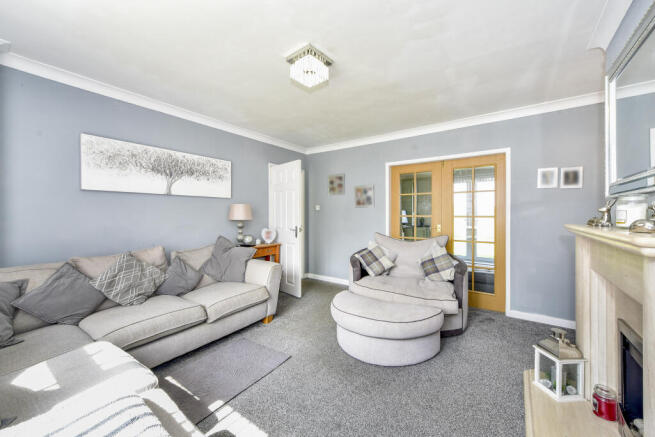 3 bed Semi-Detached for sale Image 4