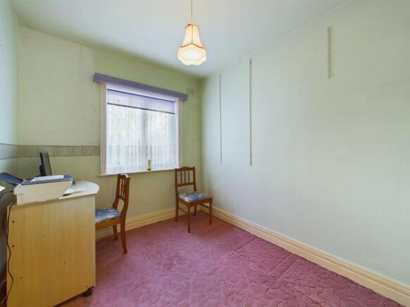 Bedroom: