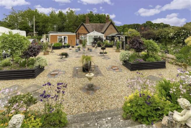 Italian Style Garden