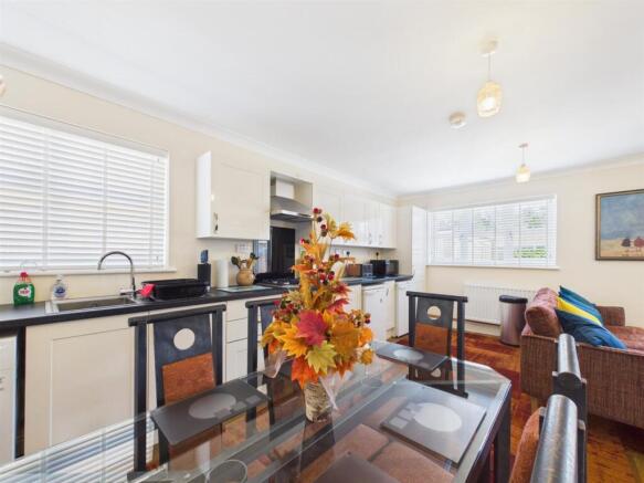 Open plan Kitchen/Living/Dining Area