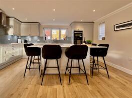 9, Sea Clover Lane, Weymouth DT4 9GN