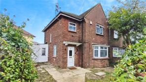 83, Christianfields Avenue, Gravesend DA12 5NJ