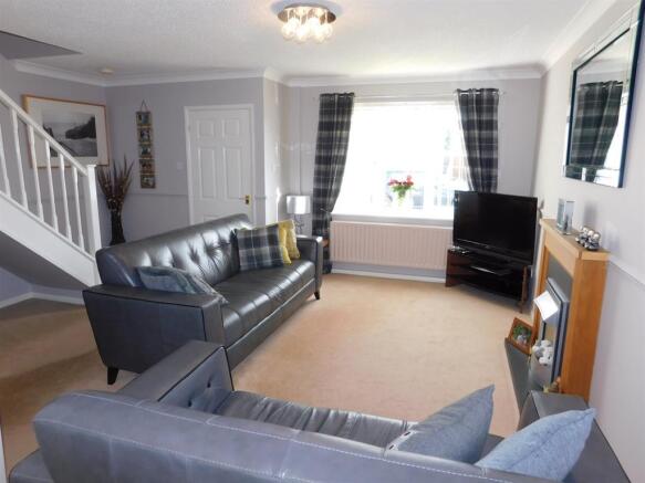 Lounge 1