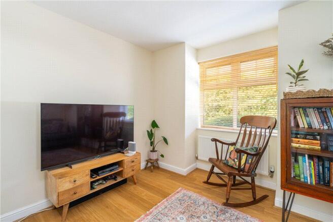 3 bed Semi-Detached for sale Image 7