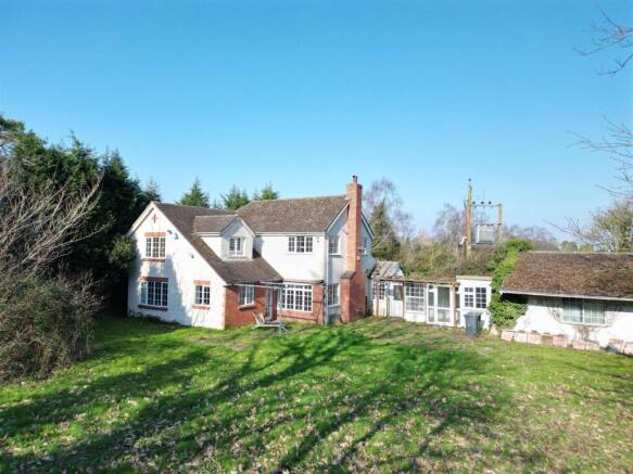 4-bed detached on Worcester Road, Shenstone, Kidderminster, £650,000