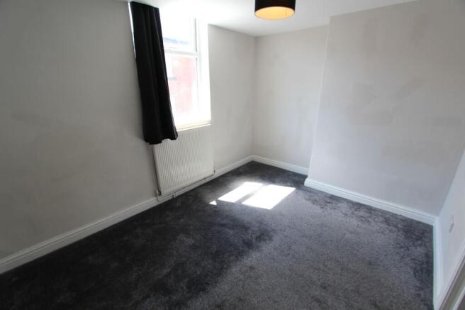 3 bed Terraced for sale Image 12