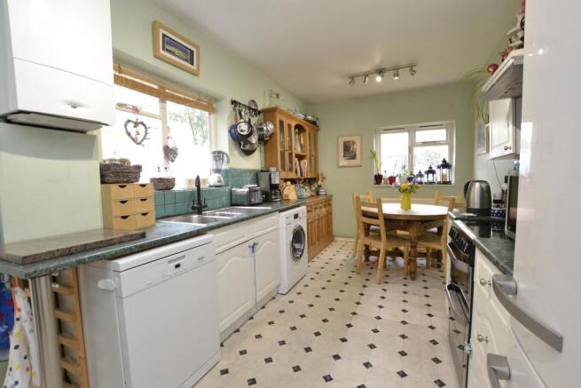 Kitchen/Breakfast Room