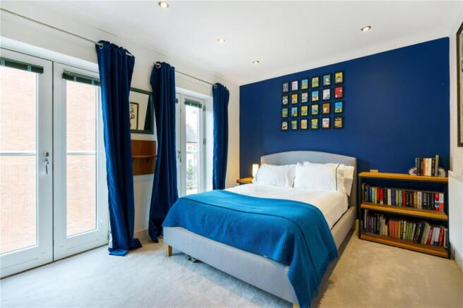 4 bed Terraced for sale Image 8