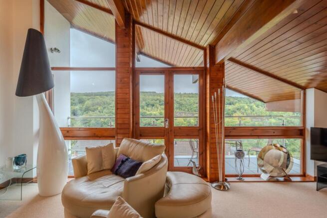 19 Oaks Court-21.jpg