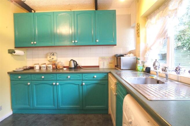 Kitchen Right Aspect