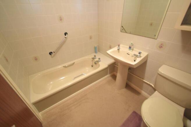 Photo 6