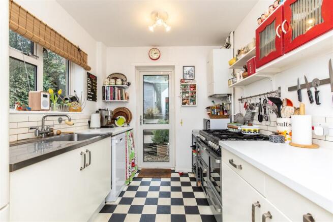 17 Hereward Way4.jpg