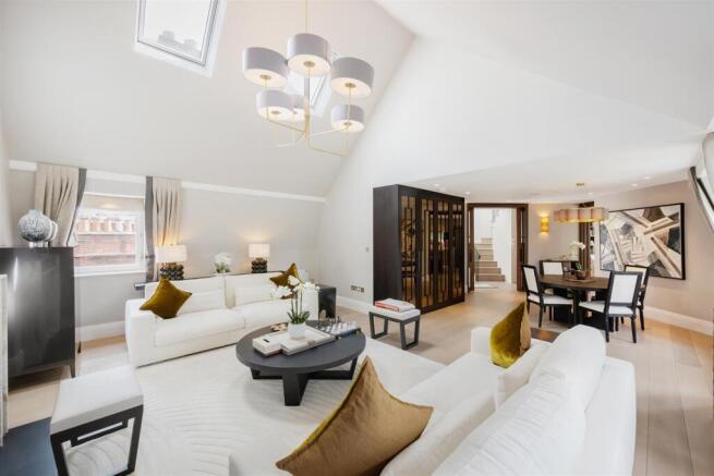 Flat 4, 1 Hans Place Lo-8.jpg
