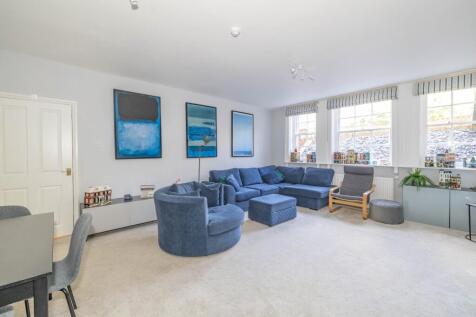 New Dover Road, Canterbury, Kent, CT1