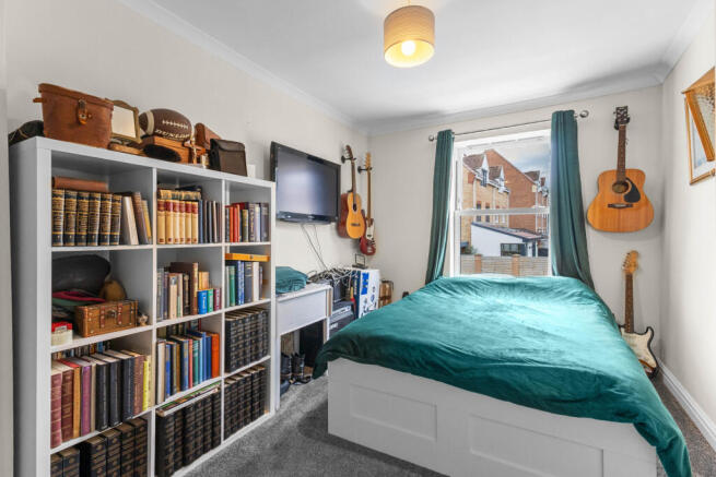 4 bed Detached for sale Image 11
