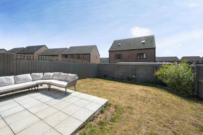 3 bed Semi-Detached for sale Image 4