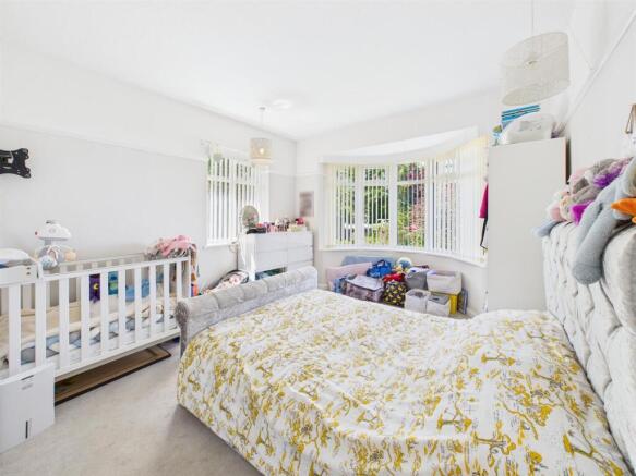 4 bed Detached Bungalow for sale Image 7