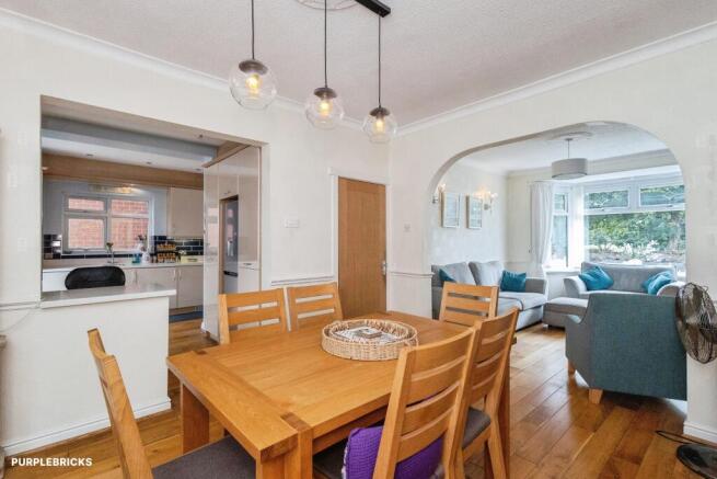 4 bed Semi-Detached for sale Image 9
