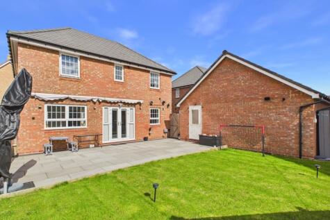 Alexander Way, Leighton Buzzard, LU7