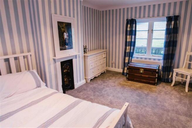 Bedroom 3 Pic 2