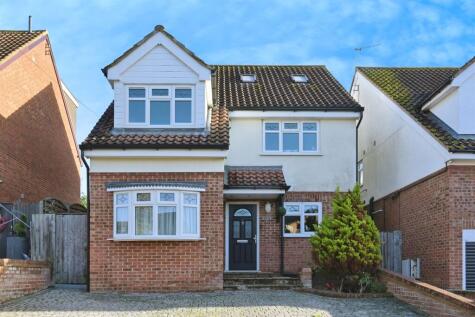Edward Court, Waltham Abbey