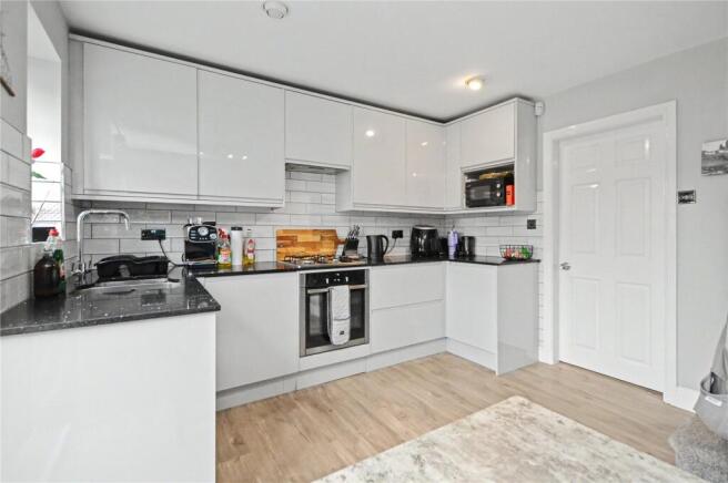 2 bed Semi-Detached for sale Image 10