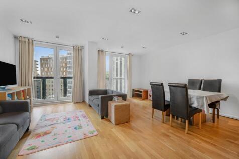 City Tower,
3 Limeharbour, E14