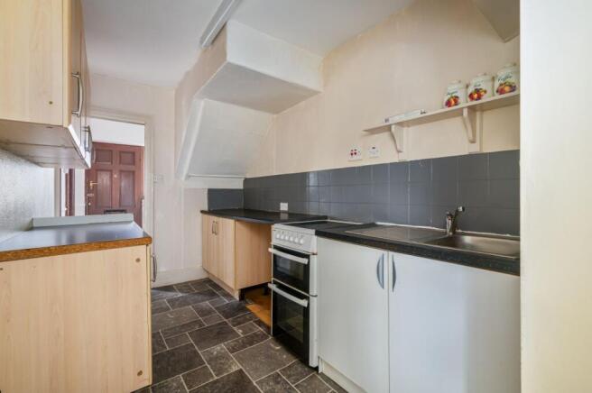 3 bed Town House for sale Image 6