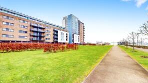 12, Jones Point House, Ferry Court, Grangetown, Cardiff CF11 0JF