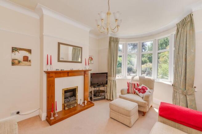 3 bed Semi-Detached for sale Image 10