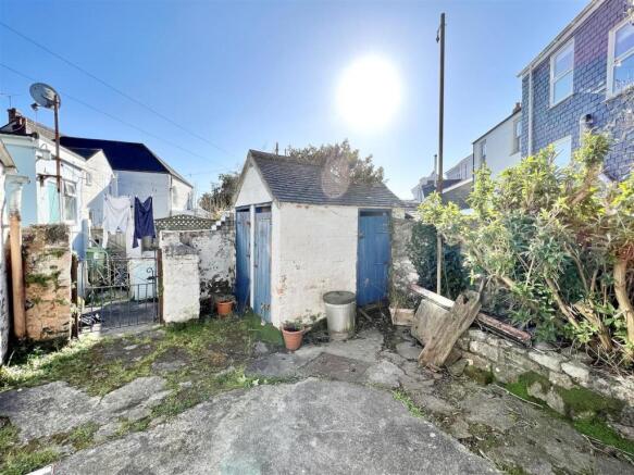 REAR COURTYARD