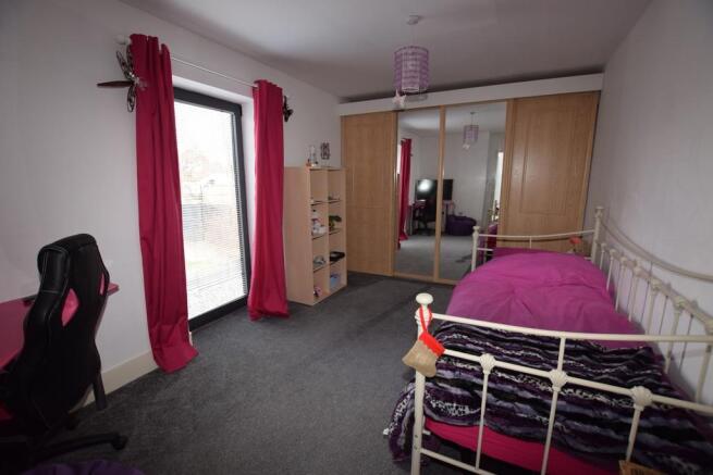 Bedroom 4 (Double)