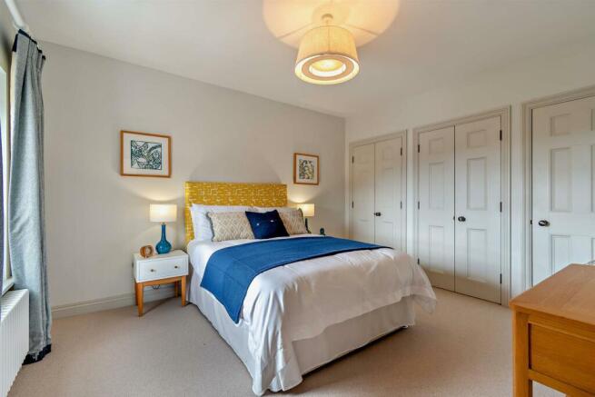 8616484-interior03-800.jpg