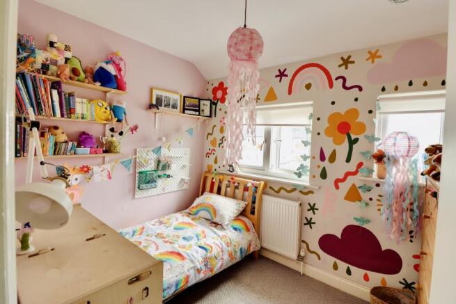 3 bed Semi-Detached for sale Image 11