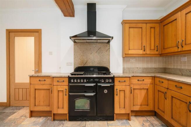 Kitchen-5.jpg
