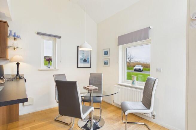Ash Meadow, 21 The Meadows, Kirkby Lonsdale, LA6 2GY photo 4