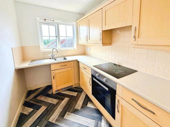 2 bed Apartment for sale Image 9