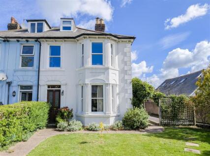 Framfield Road, Uckfield, TN22 5AH