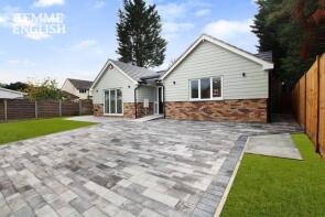Woodhouse, Pound Lane, Laindon, Basildon SS15 5SP
