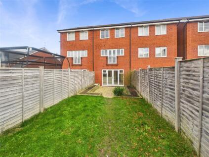 Chestnut Road, Brockworth, Gloucester, Gloucestershire, GL3
