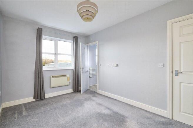 2 bed Apartment for sale Image 7