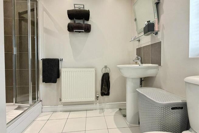 3 bed Detached for sale Image 9