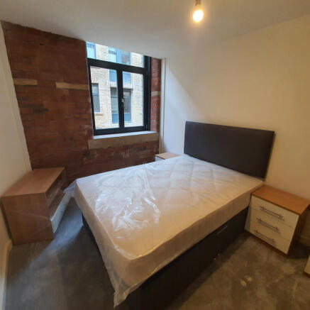 2 bed Apartment to rent Image 9
